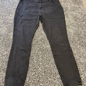 Levi Strauss Black mid rise Skinny Jeans size 18L 34x32